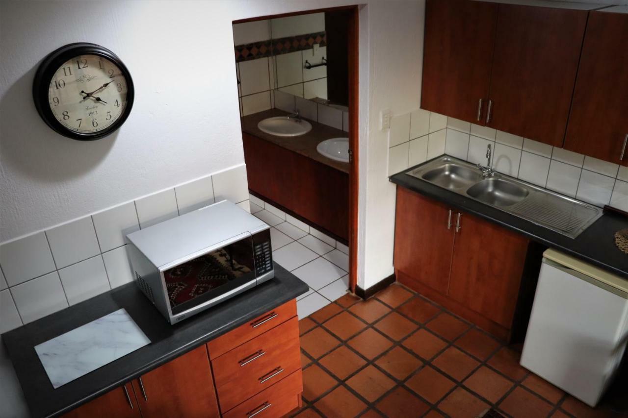 Greenwoods Self-Catering Pretoria-Noord エクステリア 写真