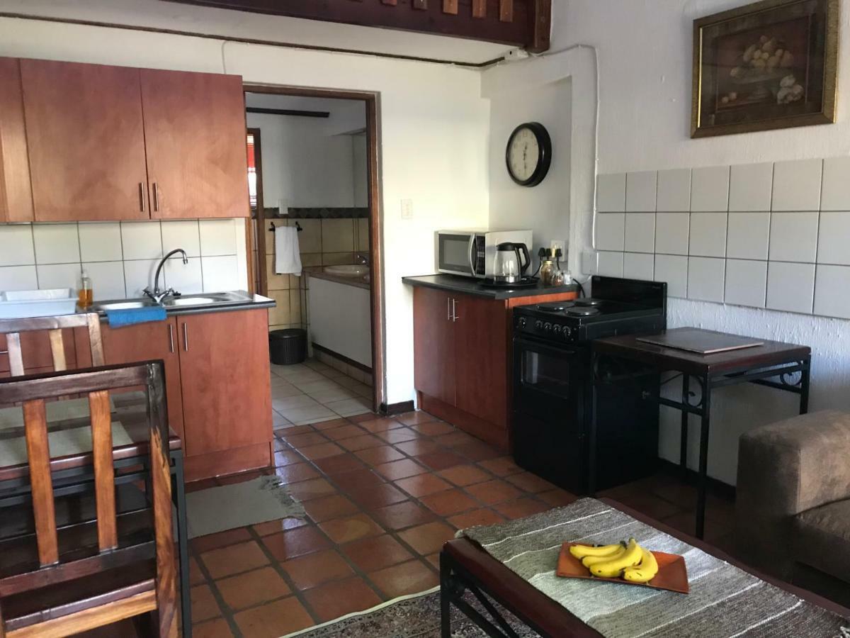 Greenwoods Self-Catering Pretoria-Noord エクステリア 写真