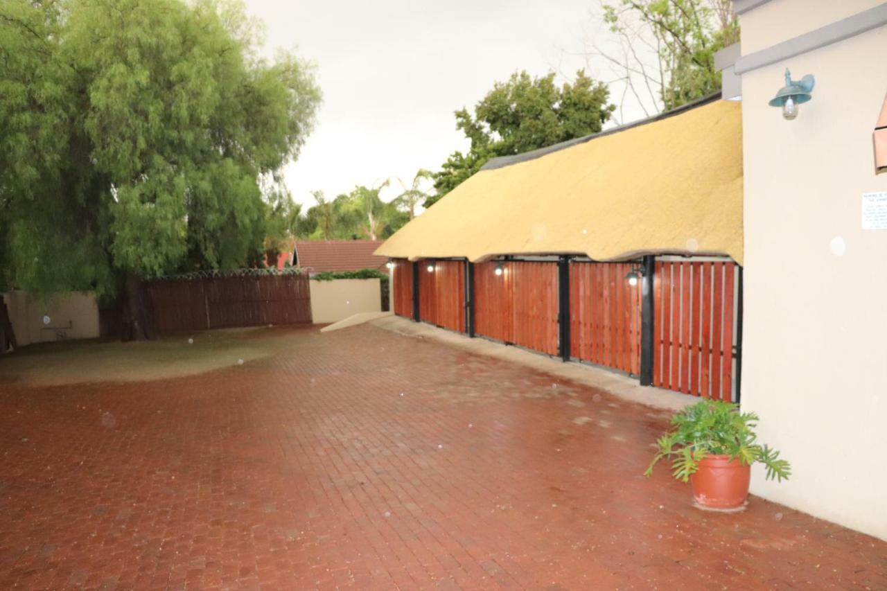 Greenwoods Self-Catering Pretoria-Noord エクステリア 写真